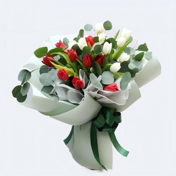 Red & White Tulip Bouquet