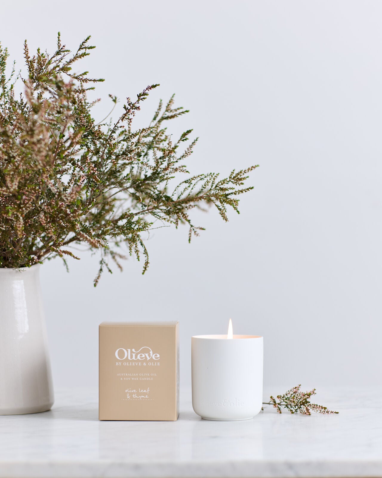 Olieve & Olie Scented Candle