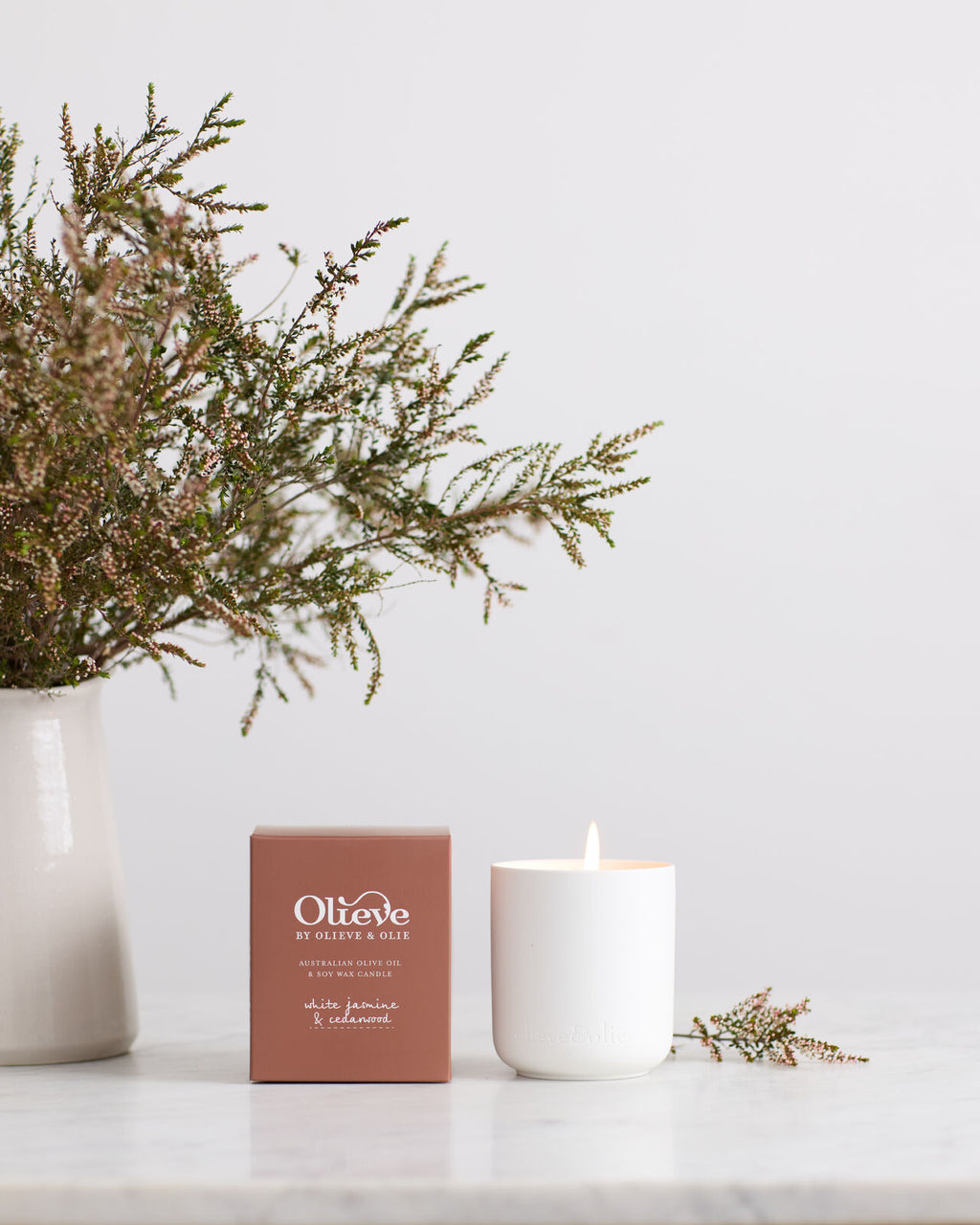Olieve & Olie Scented Candle
