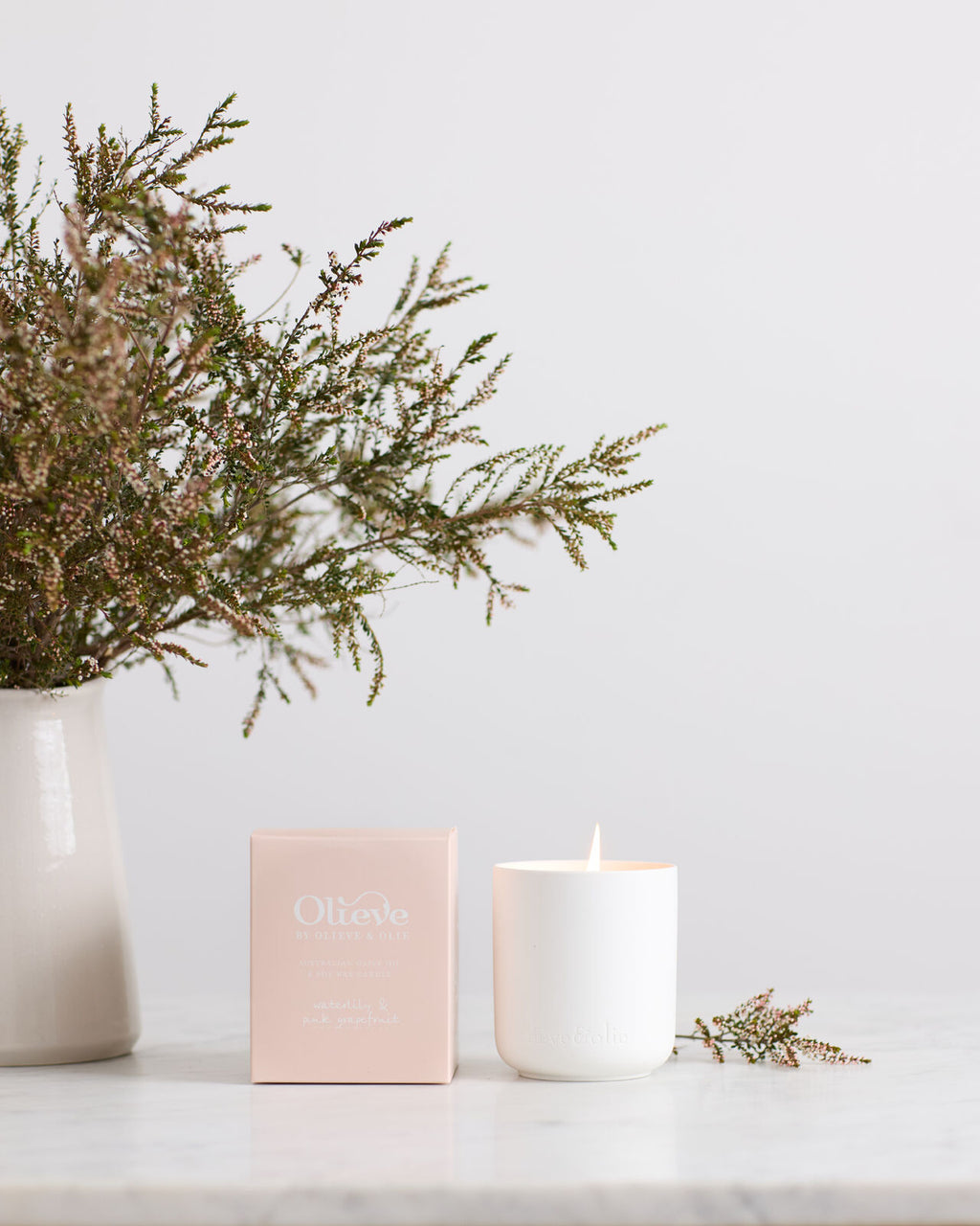 Olieve & Olie Scented Candle