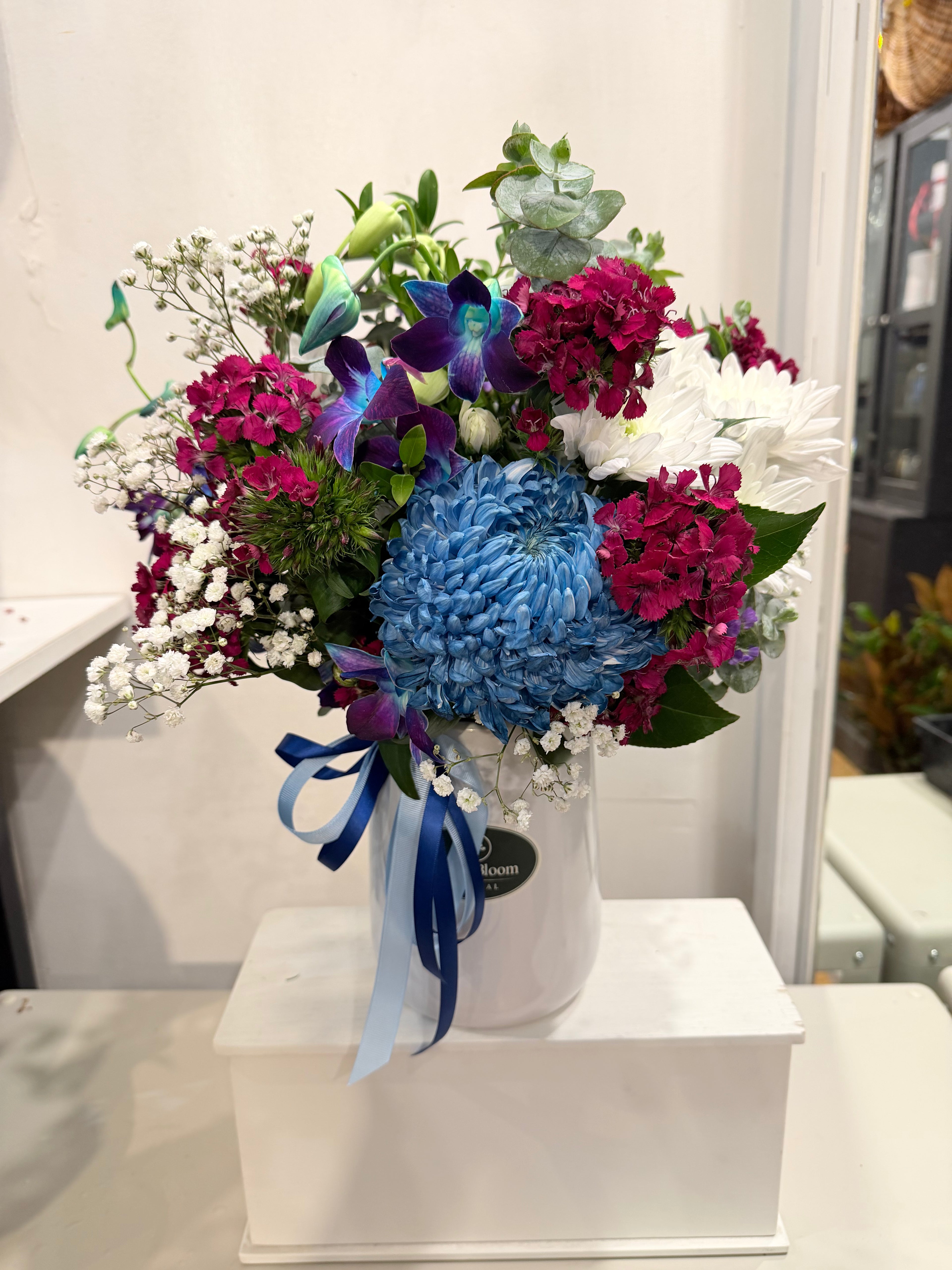 Blue Whisper – Fresh Flower Arrangement