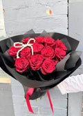 Dozen Red Roses – Pearl Heart Detail