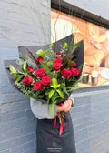 Premium Ecuador Roses – Dozen Bouquet
