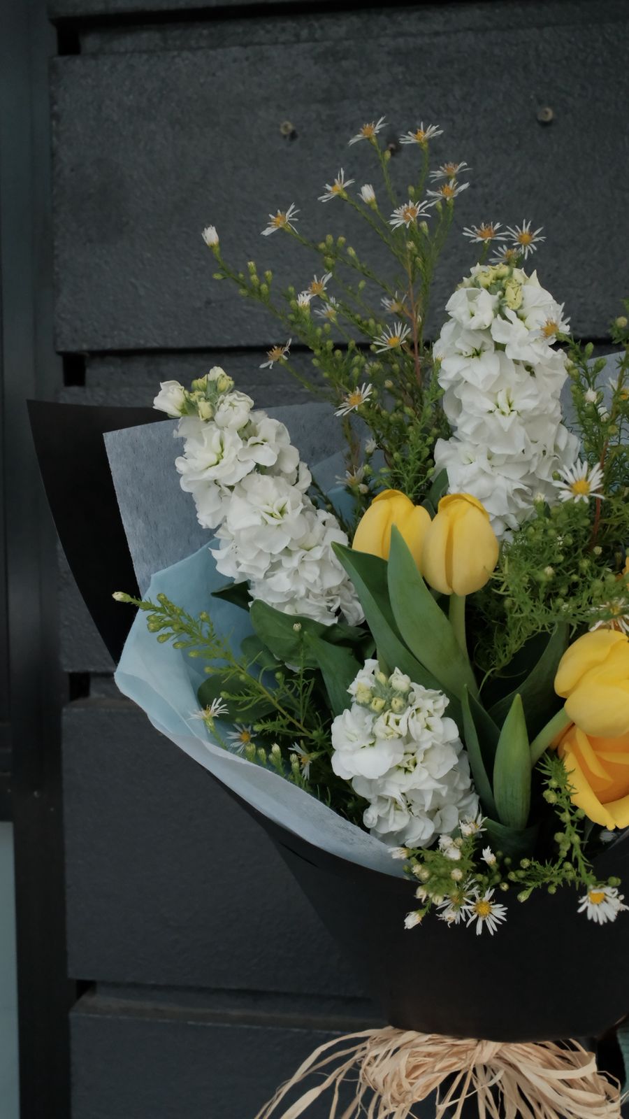 Sunny Meadow – Hand-Tied Bouquet