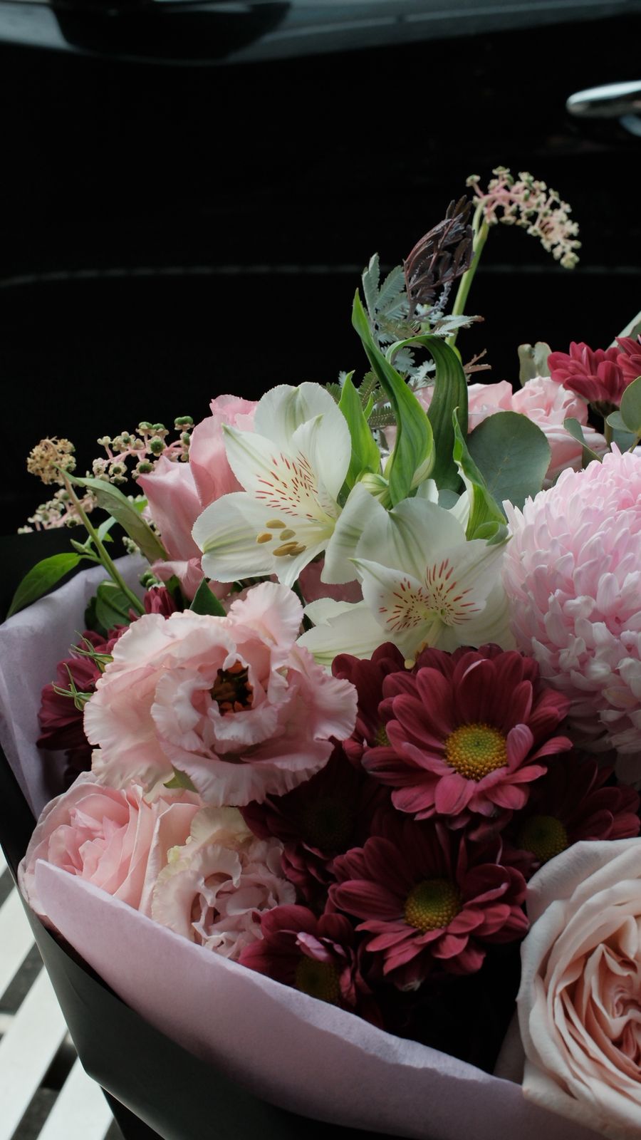 Soft Blush Signature Bouquet – Fresh Flowers Melbourne