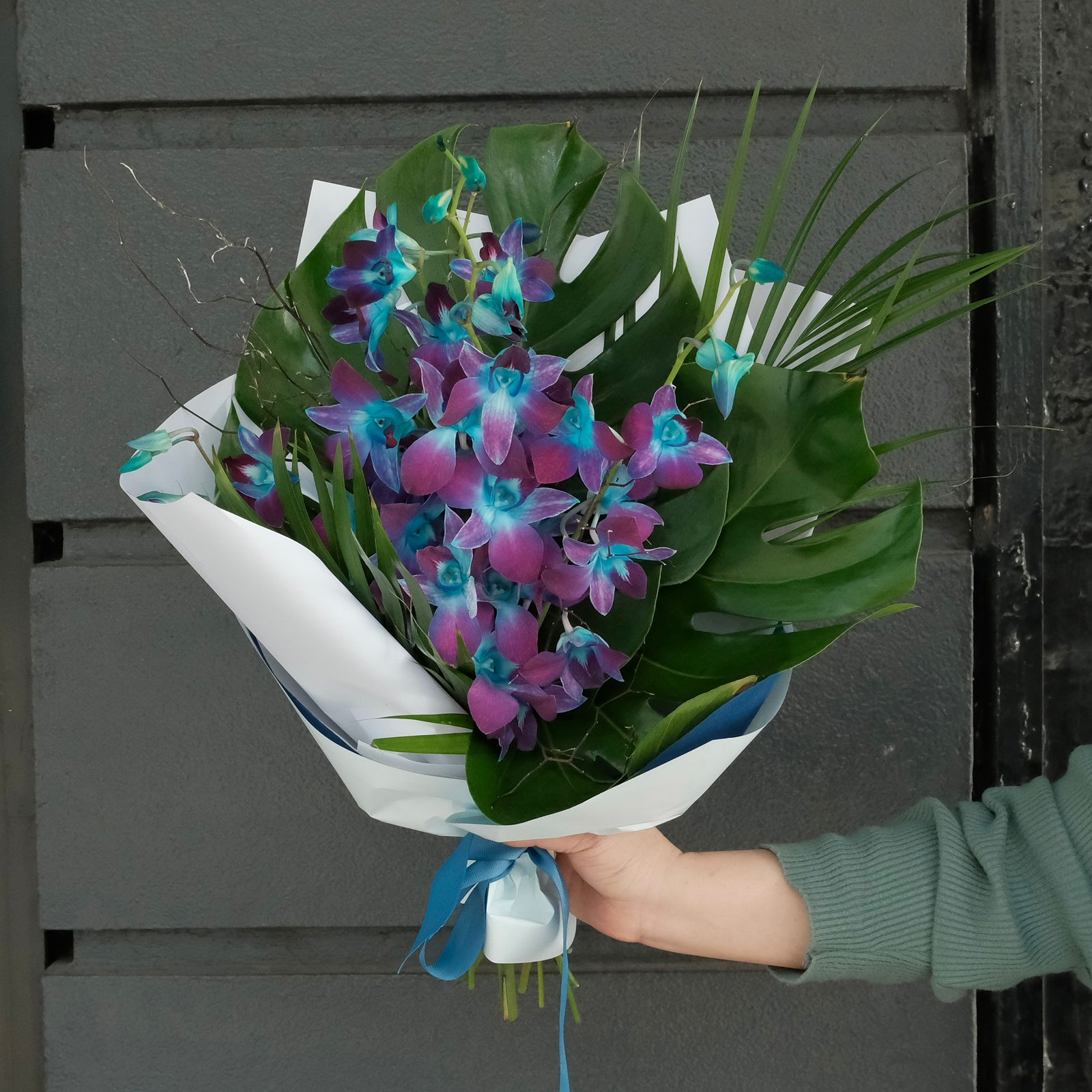 Electric Orchid – Signature Bouquet