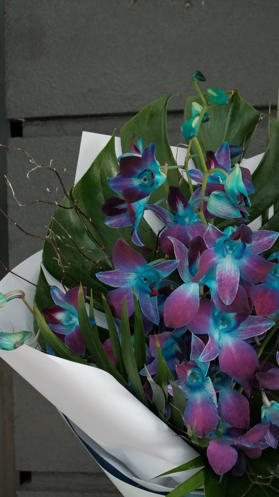 Electric Orchid – Signature Bouquet