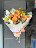 Warm Daylight - Hand-tied seasonal bouquet
