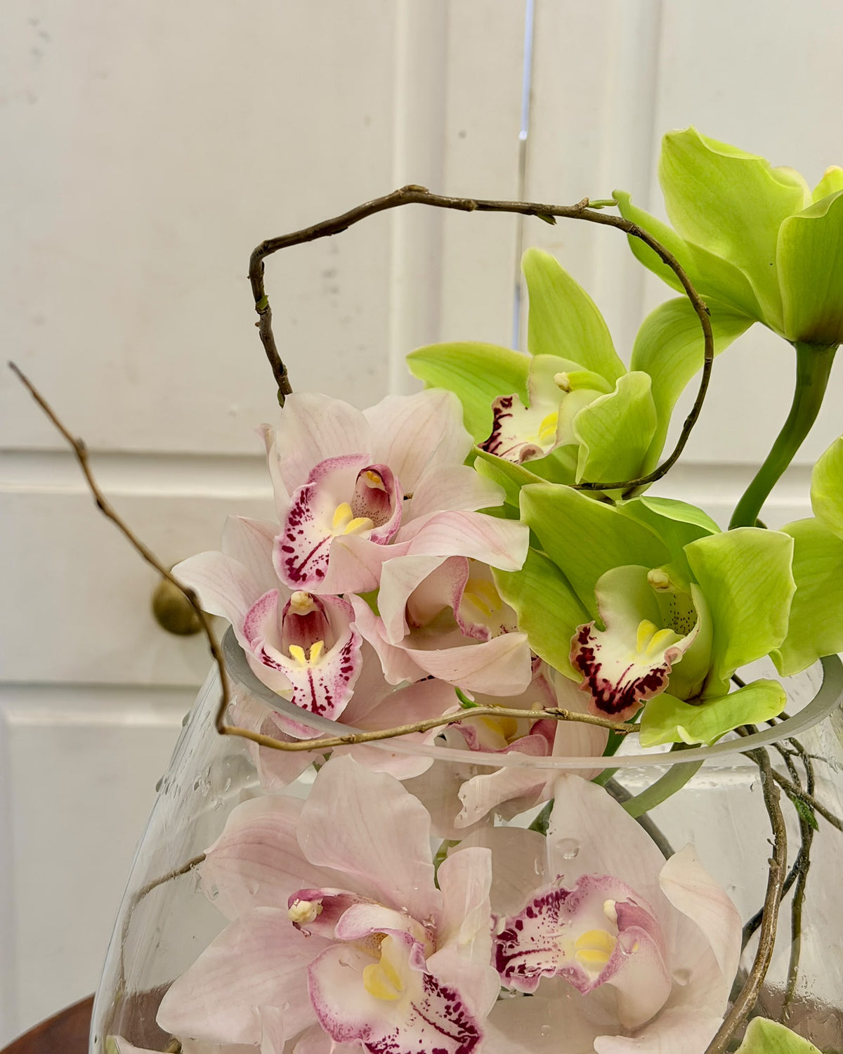 Cymbidium Garden – Orchid Glass Bowl Arrangement