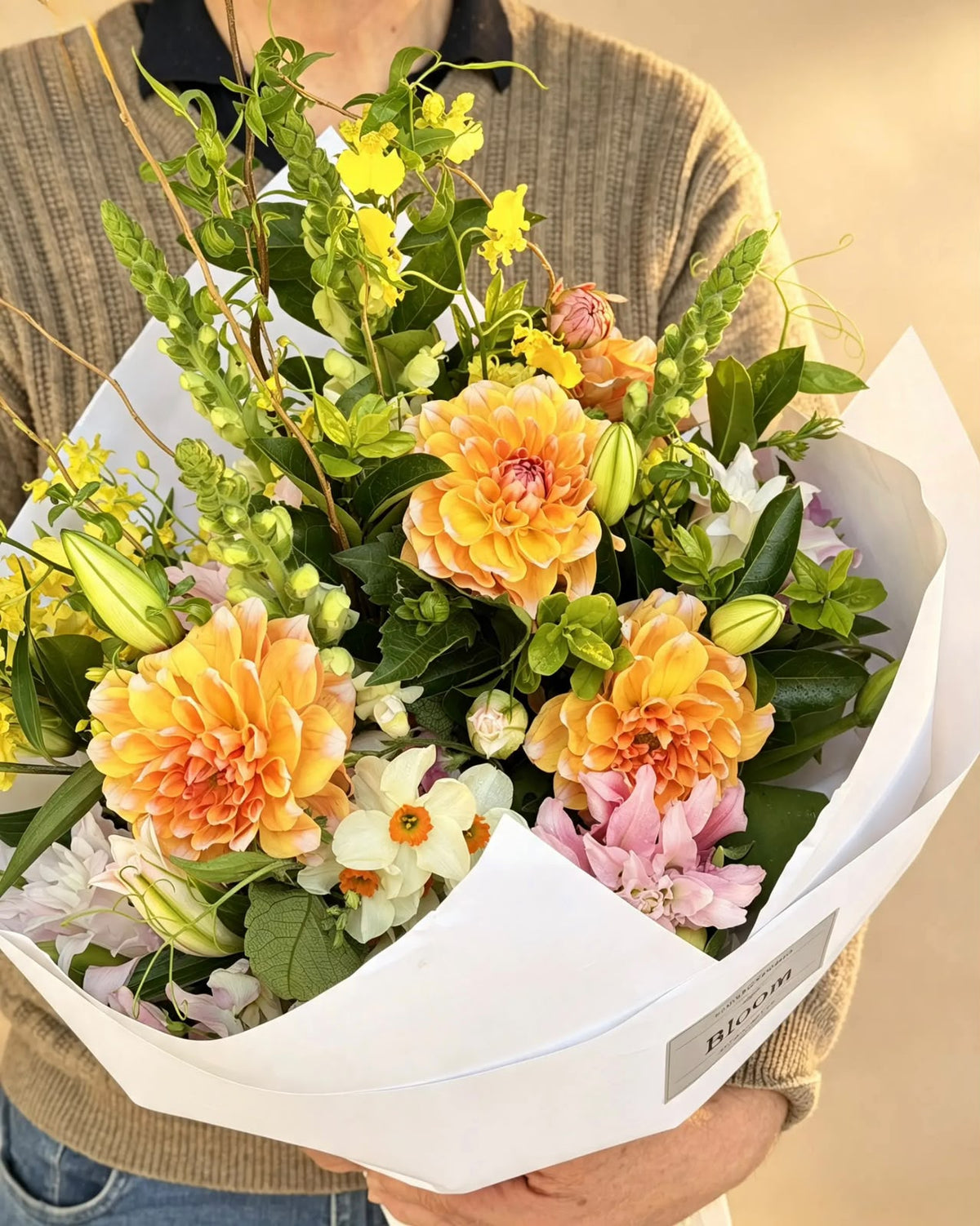 Apricot Dahlia – Garden Style Bouquet