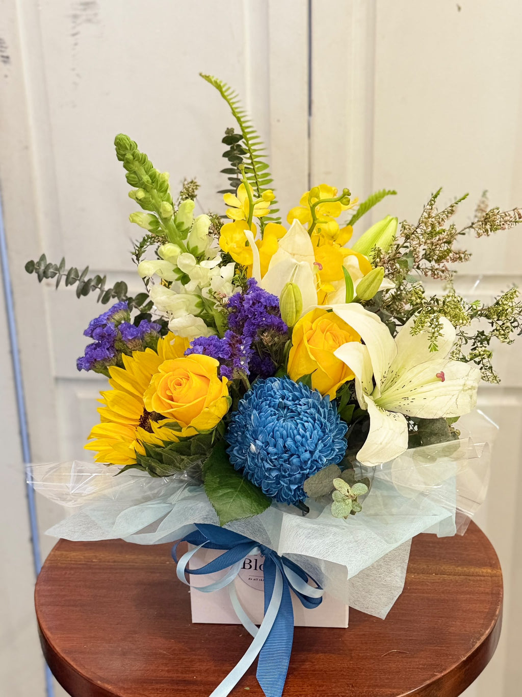 Sunshine & Blue – Yellow & Blue Flower Box